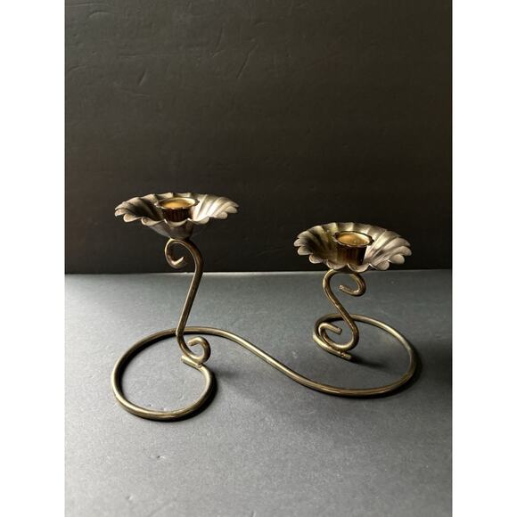 Vintage Brass Double Candlestick Holder MCM Curvy Artsy Cottagecore Minimalist - Picture 1 of 6